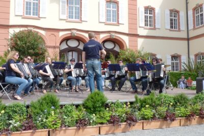 Sommerkonzert von accordimento im Schloßhof